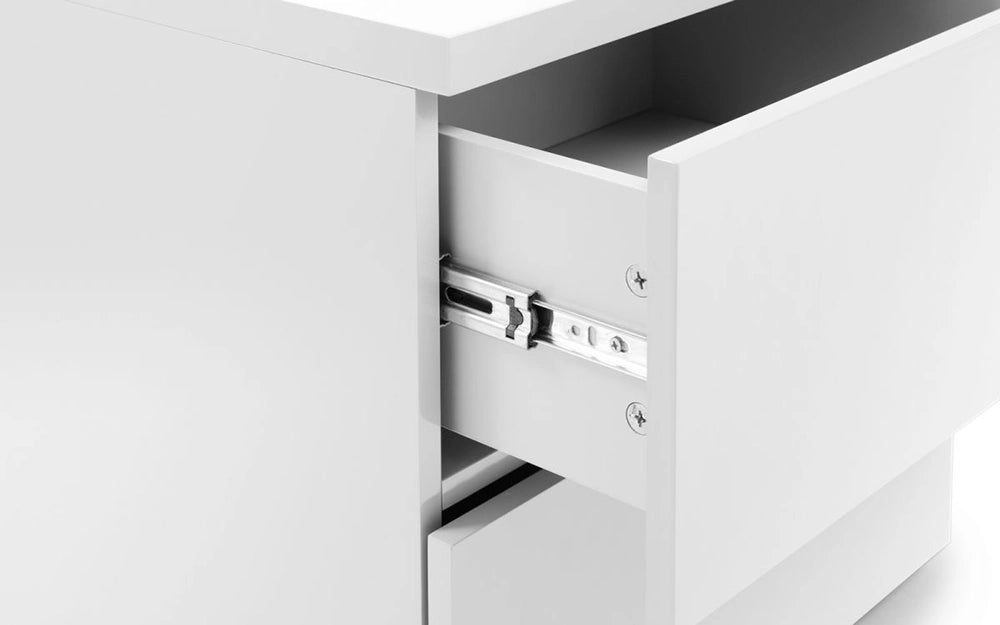 Hattie 6 Drawer Wide Chest White Gloss Runner Detail
